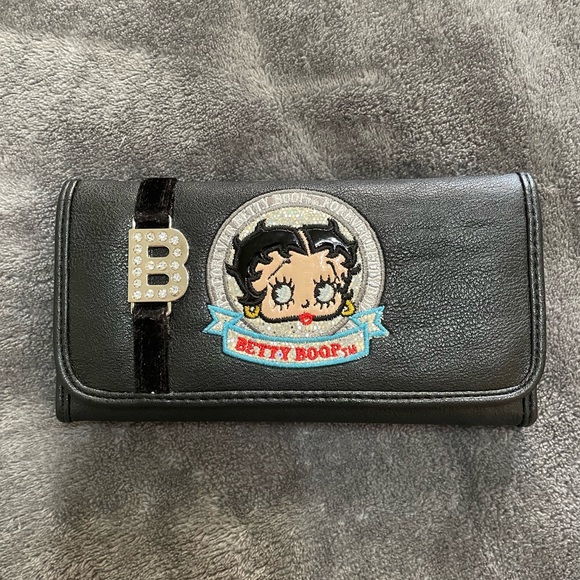Collectible Betty Boop Bingo Themed Wallet In Great Condition...